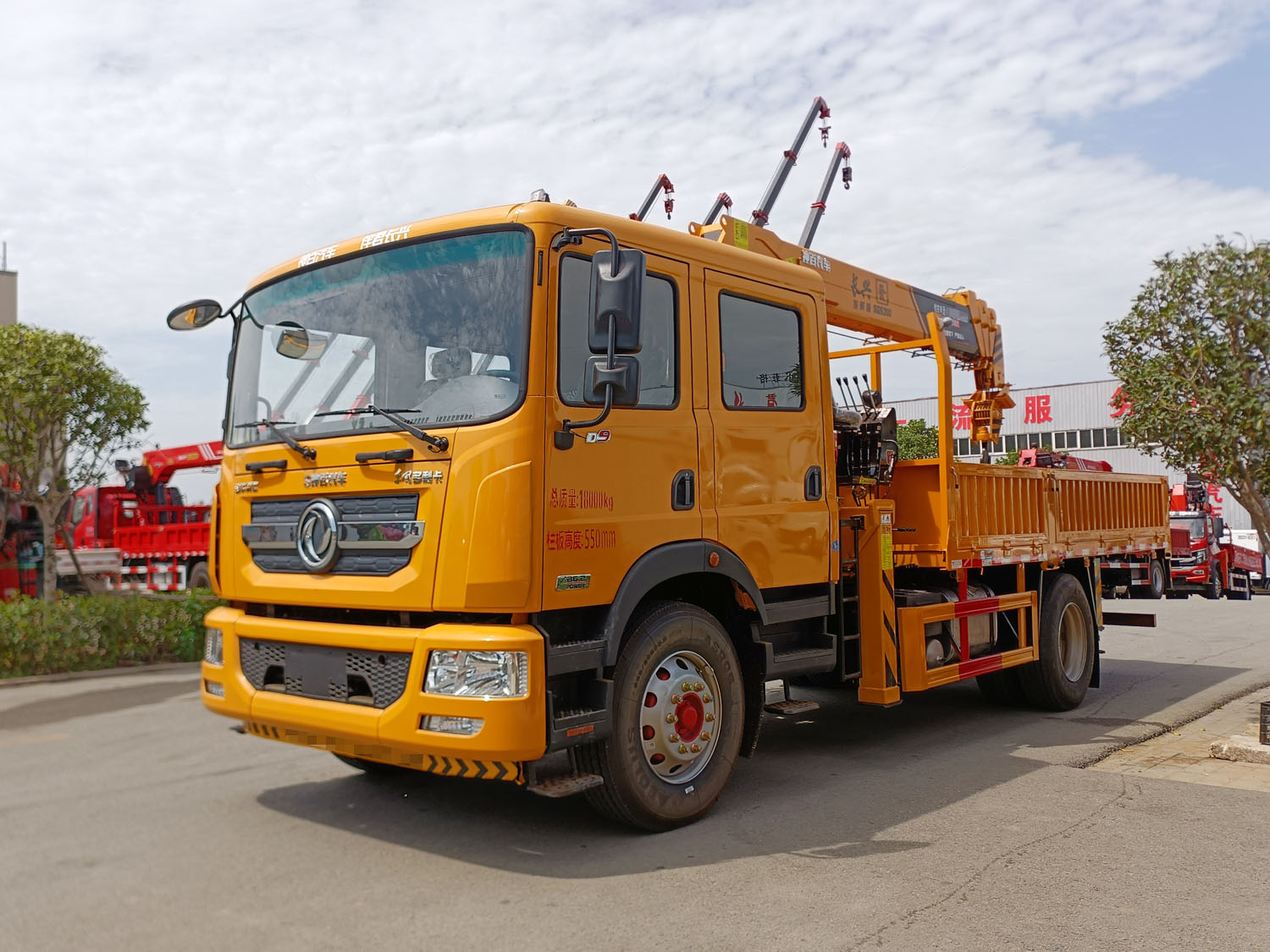 東風(fēng)多利卡D9雙排上裝長(zhǎng)興發(fā)財(cái)8噸直臂式吊機(jī) 東風(fēng)多利卡D9雙排上裝長(zhǎng)興發(fā)財(cái)8噸直臂式吊機(jī)